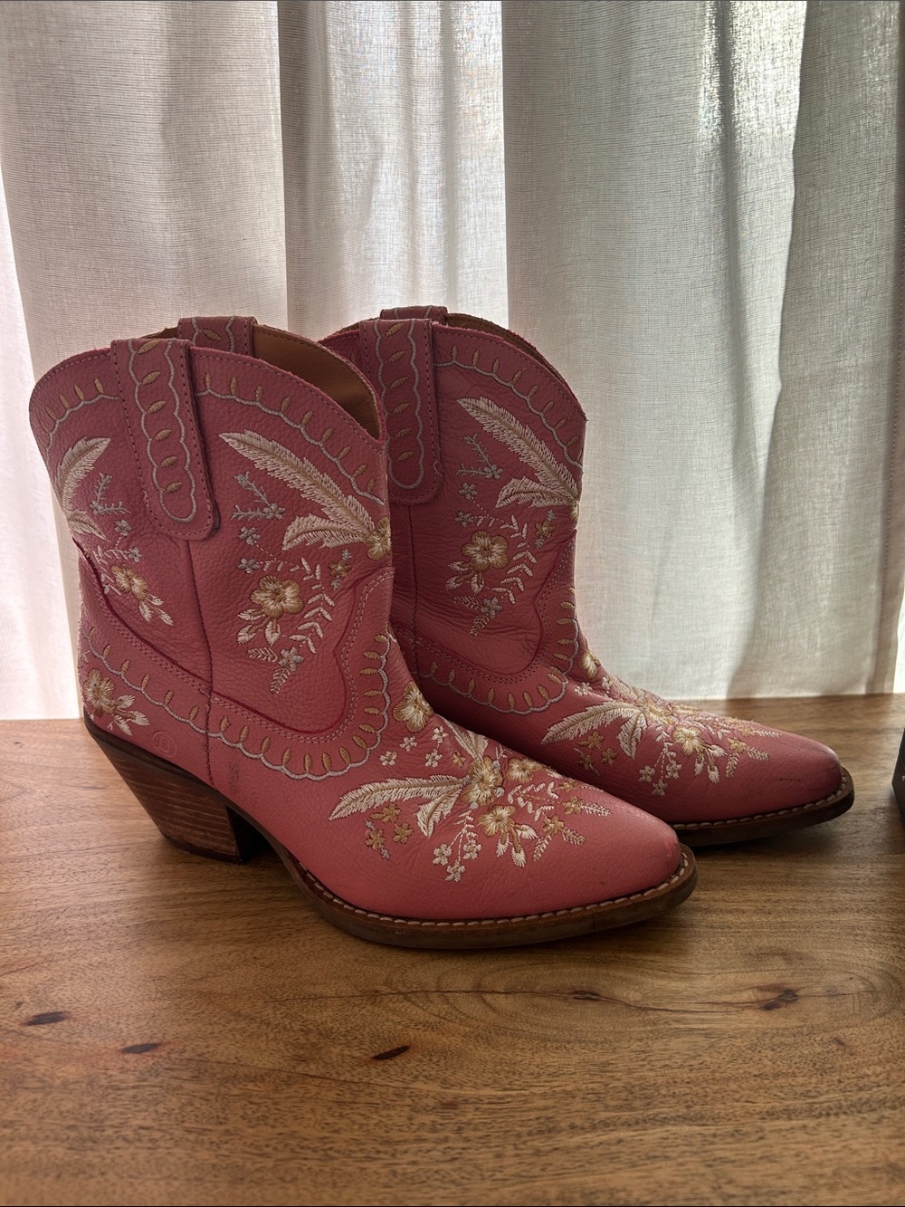 dingo Pink Floral Western Ankle Boots